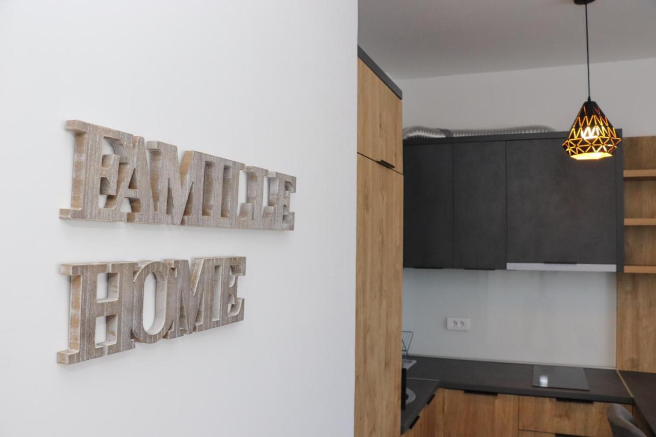 Eagles Apartments & Suites 울친 외부 사진