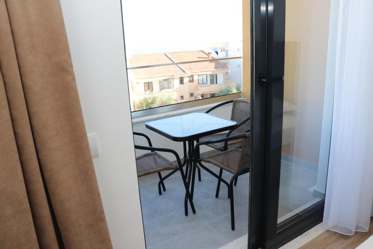 Eagles Apartments & Suites 울친 외부 사진