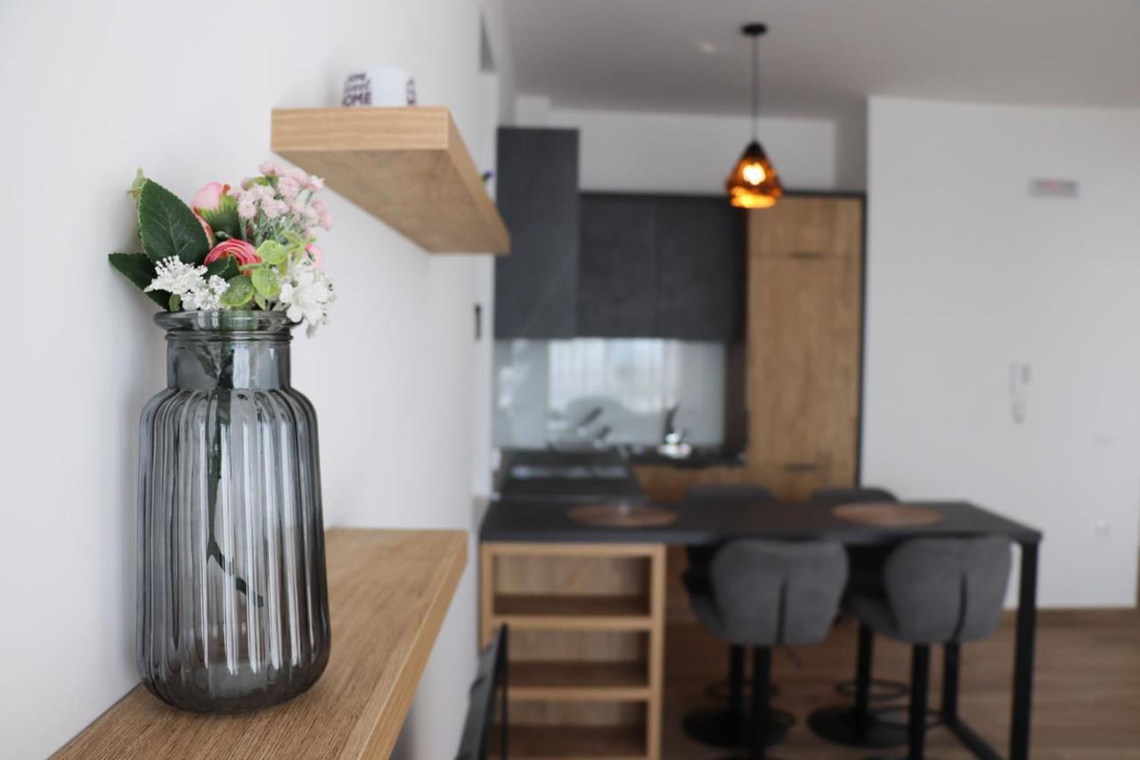 Eagles Apartments & Suites 울친 외부 사진