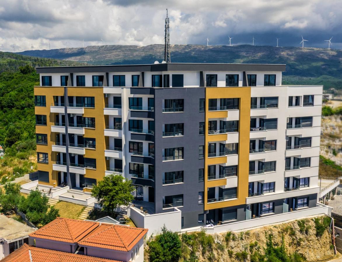 Eagles Apartments & Suites 울친 외부 사진