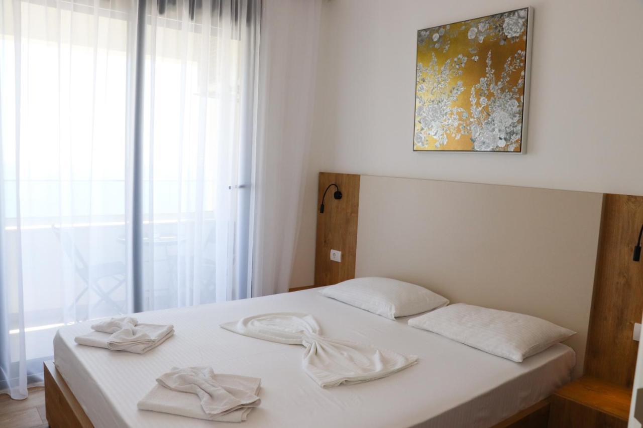 Eagles Apartments & Suites 울친 외부 사진