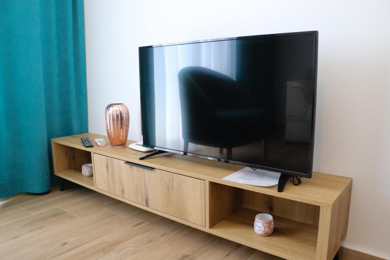 Eagles Apartments & Suites 울친 외부 사진